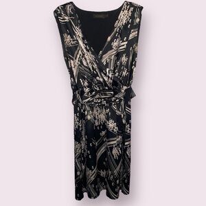 The Limited Satin Dress - Black & Cream Belted Sleeveless Fit, Size 6